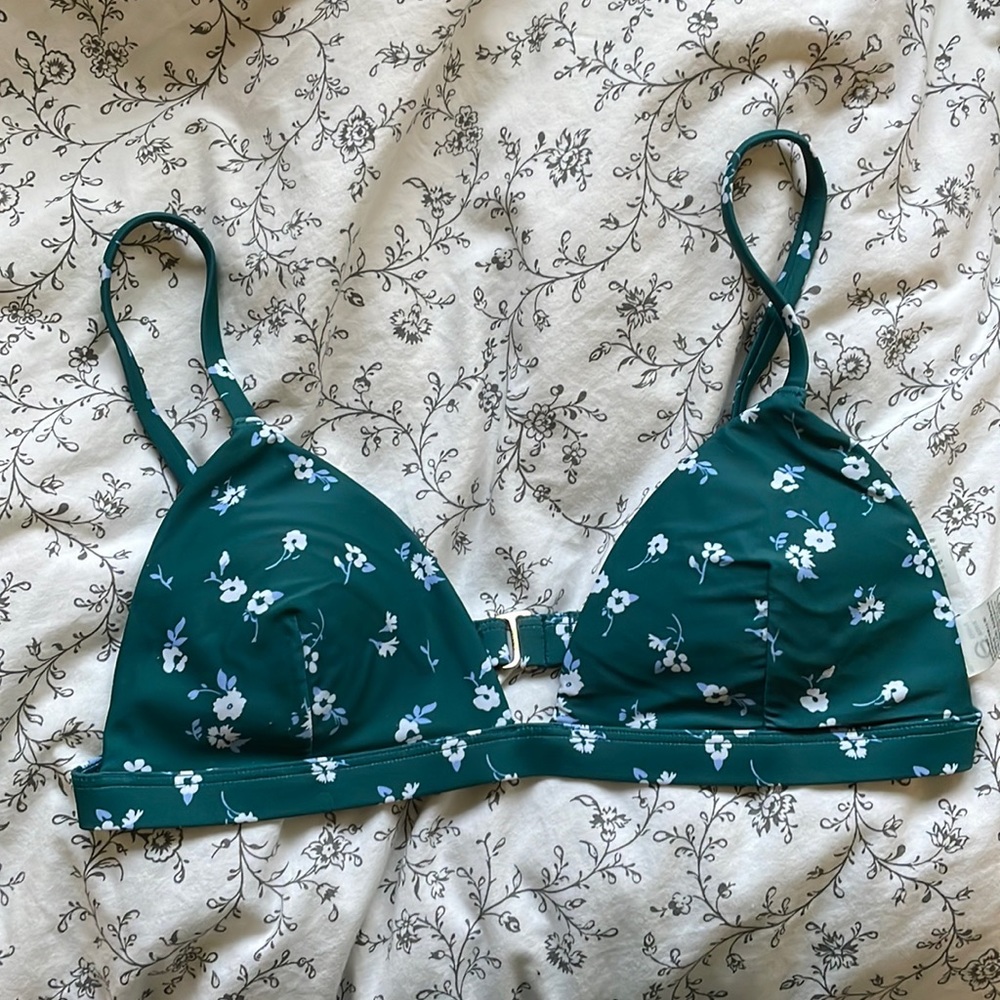 HOLLISTER Turquoise flower SWIM TOP
